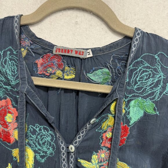Johnny Was Tunic Shirt Womens Medium Blue Embroidered Floral Boho Peasant Top - Picture 12 of 15